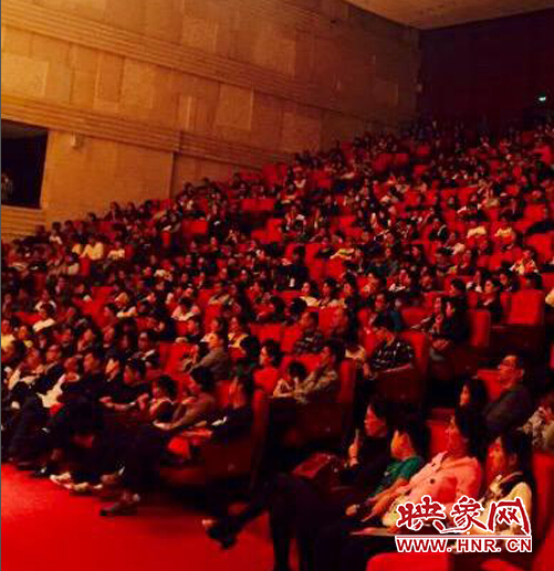 李明陽(yáng)、謝怡晨鋼琴音樂(lè)會(huì)在河南藝術(shù)中心圓滿落幕