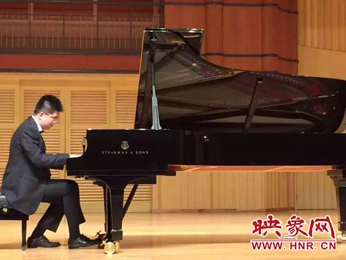 李明陽(yáng)、謝怡晨鋼琴音樂(lè)會(huì)在河南藝術(shù)中心圓滿落幕
