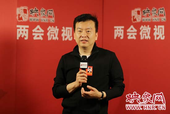 全國人大代表張澤群接受映象網(wǎng)“兩會微視”訪談。