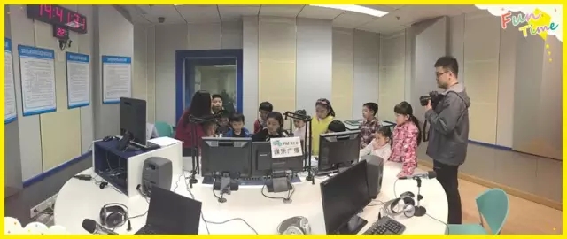 直播間原來是這樣滴！