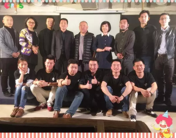 逗比的姑娘小伙兒也可以好好拍照哦！