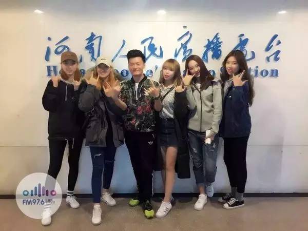 路飛終于體驗了一回“他在叢中笑”的感覺！