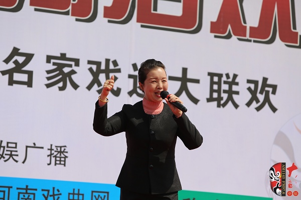洛陽市豫劇院副院長、豫劇二團(tuán)團(tuán)長陳大華演唱豫劇《穆桂英掛帥》選段