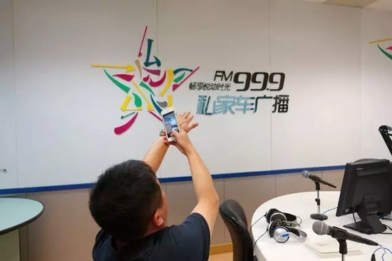 一言不合就撫摸鄭州，那怎么能少了我們私家車999？