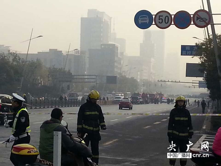 山西省委門口傳出連續(xù)爆炸聲 道路已經戒嚴