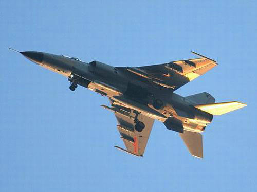 資料圖：進行訓練中國空軍飛豹戰(zhàn)機。