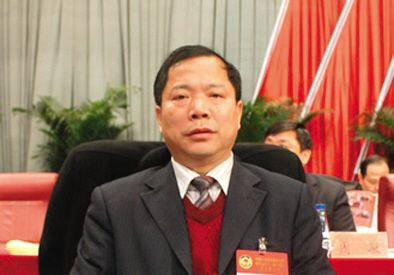 原萍鄉(xiāng)市政協(xié)主席晏德文。