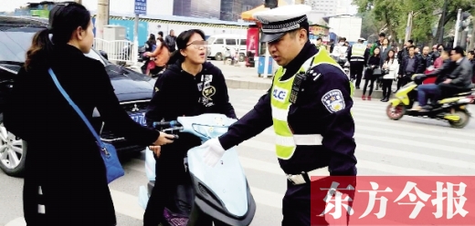 昨日，鄭州市交巡警“百日行動”首日