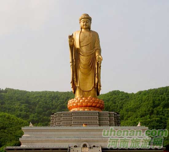 深秋去堯山賞紅葉、泡溫泉、拜大佛
