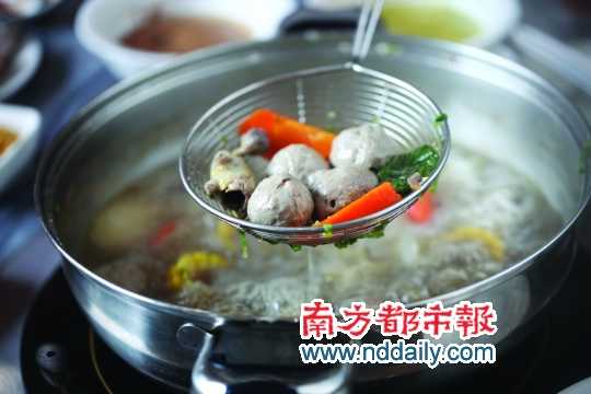 低，是實(shí)惠也是風(fēng)格俗 是喜劇也是味道