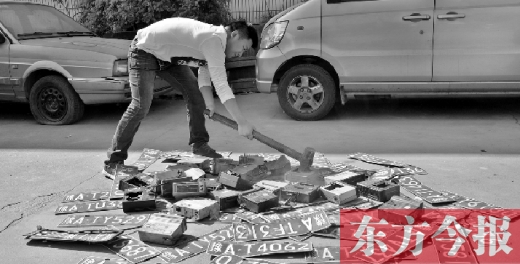 “老的哥”揭“黑車”猖獗原因，建議倒查假車牌、出租車使用機(jī)打發(fā)票
