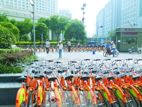 公益自行車(chē)上崗4天淋了3天雨