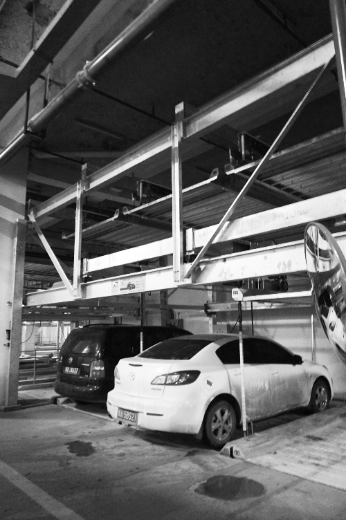 蘇荷立體式公共停車場去年12月開始使用，有384個車位。