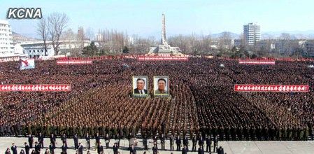 朝鮮民眾稱，朝鮮軍民“將在任意時(shí)期、對任意對象隨意實(shí)施無止境的正義打擊，一定實(shí)現(xiàn)民族的夙愿祖國統(tǒng)一大業(yè)”。