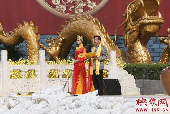 省委副書記、省政協(xié)主席葉冬松致歡迎詞。映象網(wǎng)記者 邵恰 攝