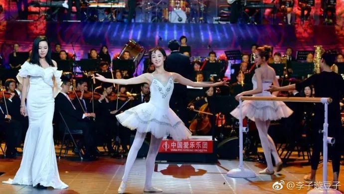 《創(chuàng)造101》主題曲公布，這個被吐槽油膩的c位是什么來頭？
