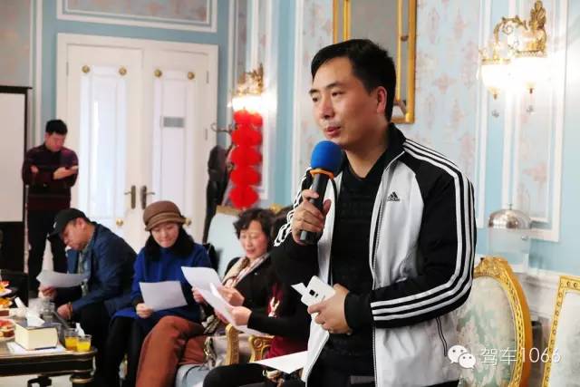 星星裝飾公司董事長(zhǎng)、詩(shī)人 孔令偉