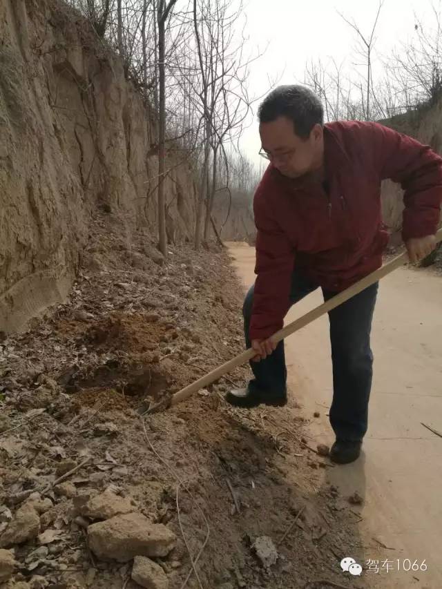這大叔干起活也是很6呀！