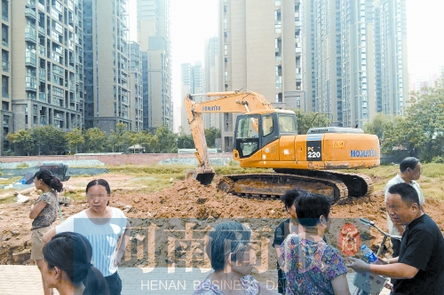昨天，由于附近居民抗議，紅旗變電站項目再次停工