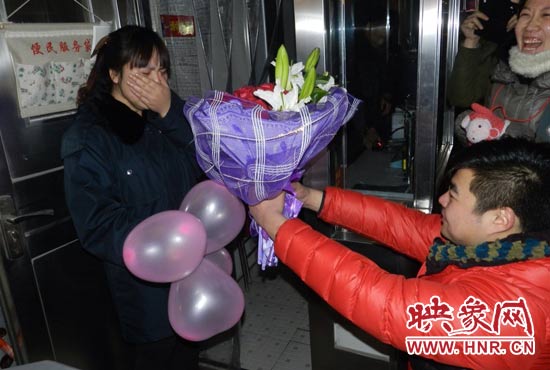 “嫁給我吧，我要愛你一生！”
