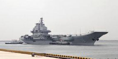 遼寧艦是我國海軍第一艘航母，新型航母將會(huì)比它更大更先進(jìn)。