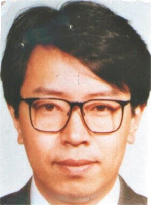 姚耿 現(xiàn)年53歲，外逃前任云南省五礦化工進出口（集團）公司上海浦東分公司經(jīng)理