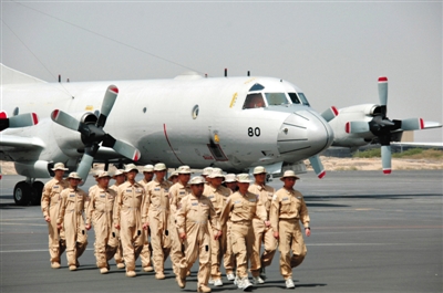 吉布提機(jī)場(chǎng)，日本海上自衛(wèi)隊(duì)的兩架P-3C飛機(jī)抵達(dá)，在亞丁灣執(zhí)行反海盜任務(wù)。