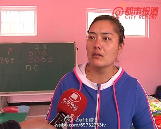 當(dāng)事老師接受采訪時(shí)表示很委屈。