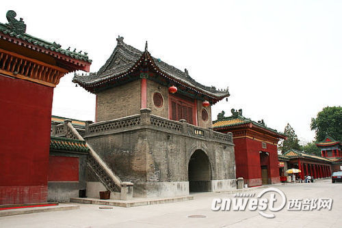 三位印度高僧曾于開元年間在大興善寺譯經(jīng)宏法,其中善無畏更是被唐玄宗尊為國師。