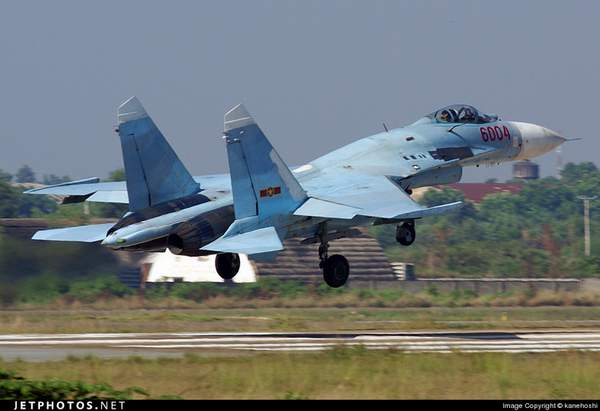 　　資料圖：越南空軍蘇-27SK戰(zhàn)機(jī)。