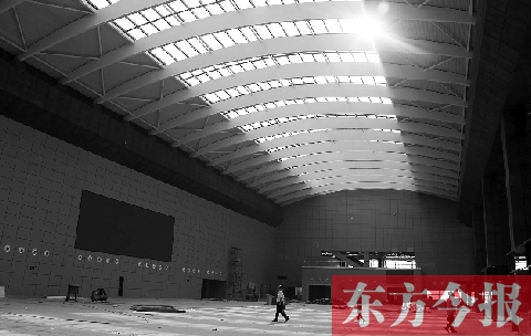 作為高鐵鄭州東站最重要的配套工程，鄭州綜合交通樞紐公路客運(yùn)站的裝修工作即將完成，預(yù)計(jì)今年9月底與鄭州